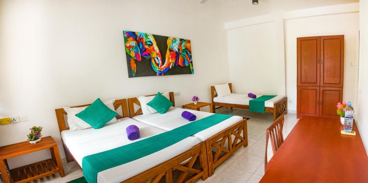 Di Sicuro Tourist Inn Hikkaduwa Εξωτερικό φωτογραφία