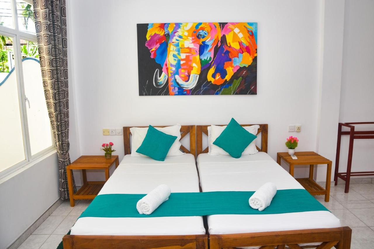 Di Sicuro Tourist Inn Hikkaduwa Εξωτερικό φωτογραφία